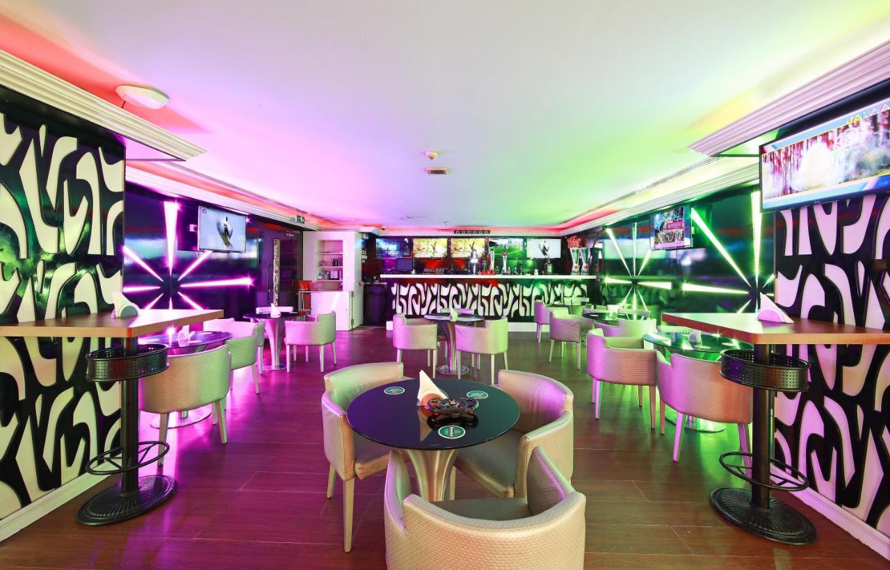 Manhattan Avenue Hotel Дубай Екстер'єр фото